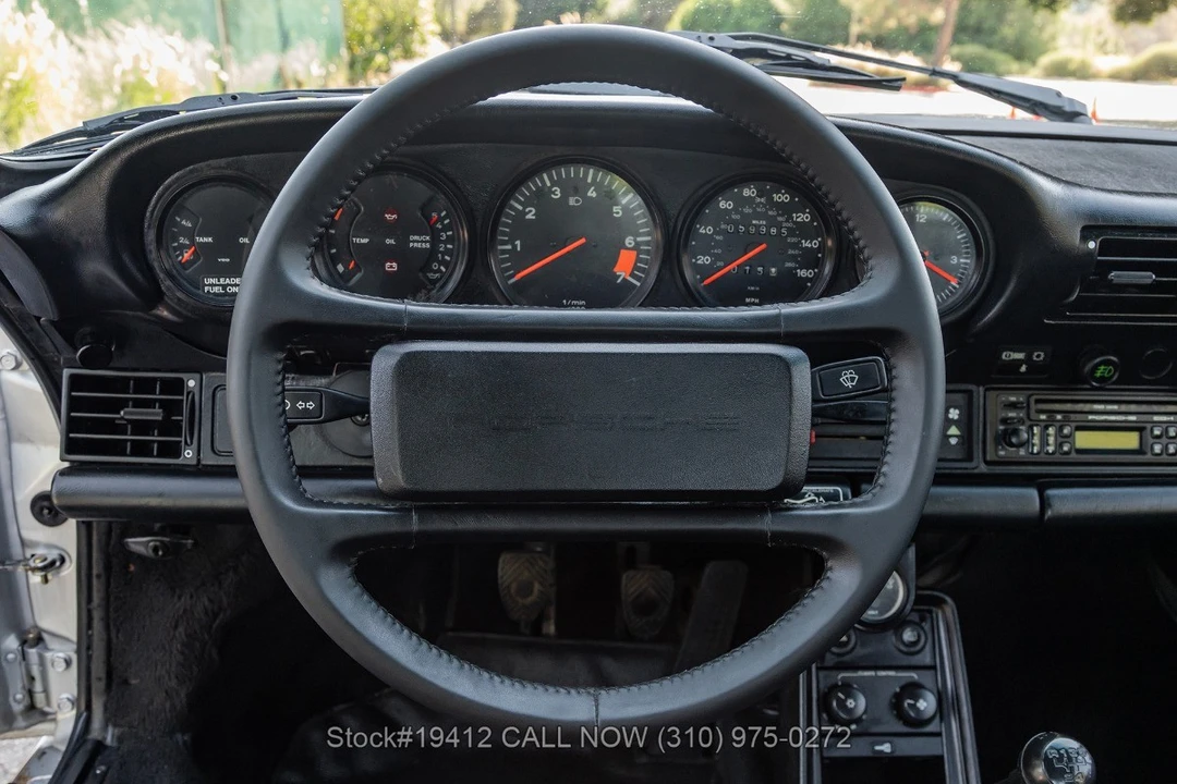 1988 Porsche 911 Carrera 3.2 - Image 24 of 31