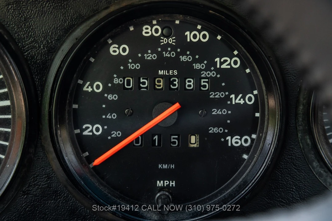 1988 Porsche 911 Carrera 3.2 - Image 25 of 31