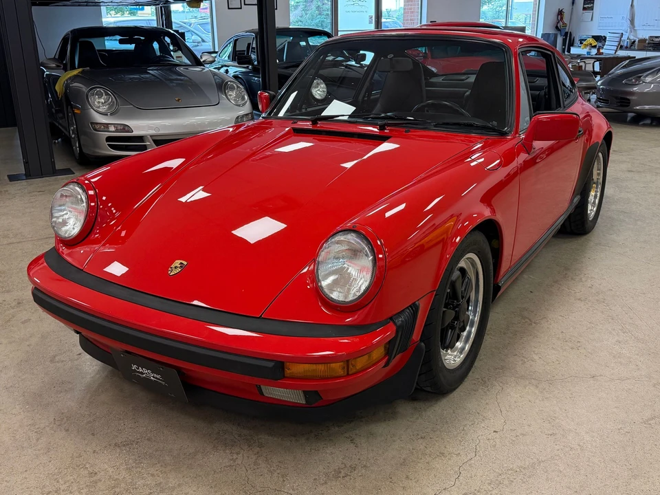 1988 Porsche 911 Carrera 3.2 - Image 3 of 31