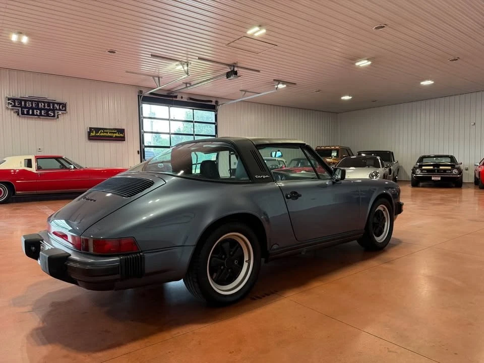 1988 Porsche 911 Carrera 3.2 - Image 11 of 20