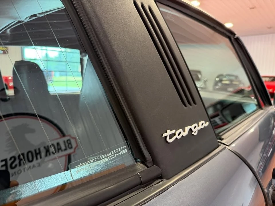 1988 Porsche 911 Carrera 3.2 - Image 15 of 20