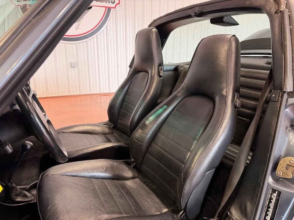 1988 Porsche 911 Carrera 3.2 - Image 18 of 20