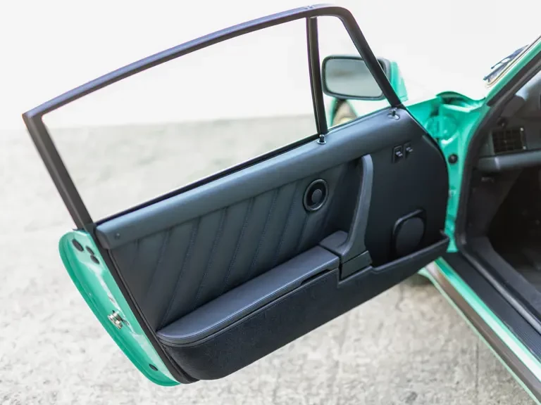 1988 Porsche 911 - Image 24 of 31