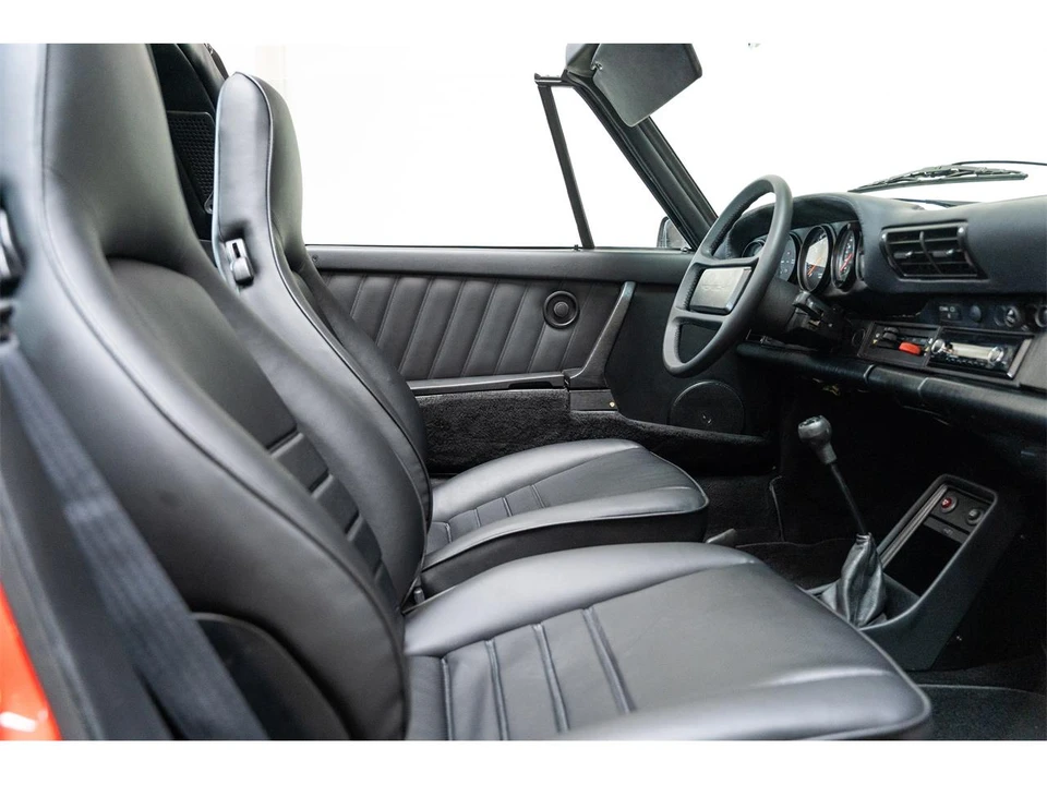 1988 Porsche 911 Carrera 3.2 - Image 14 of 31