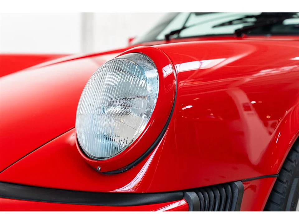 1988 Porsche 911 Carrera 3.2 - Image 20 of 31
