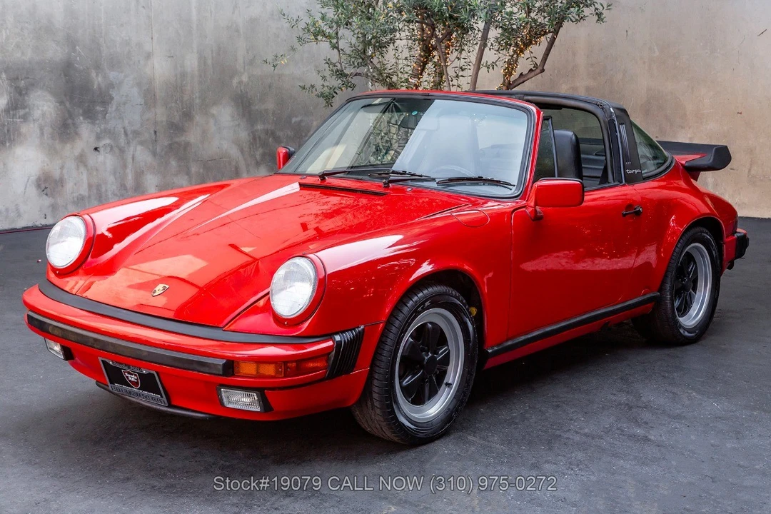 1988 Porsche 911 Carrera 3.2 - Image 9 of 31