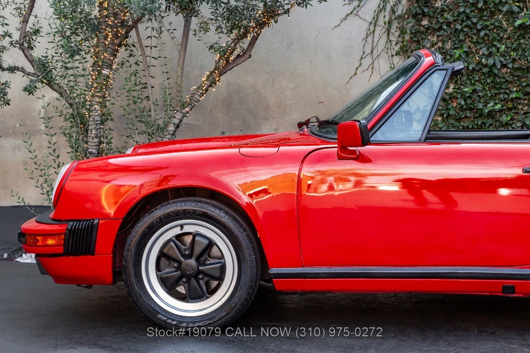 1988 Porsche 911 Carrera 3.2 - Image 18 of 31