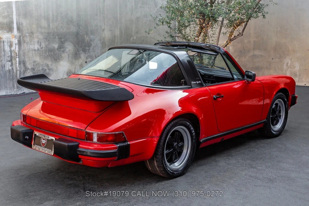 1988 Porsche 911 Carrera 3.2 - Image 6 of 31