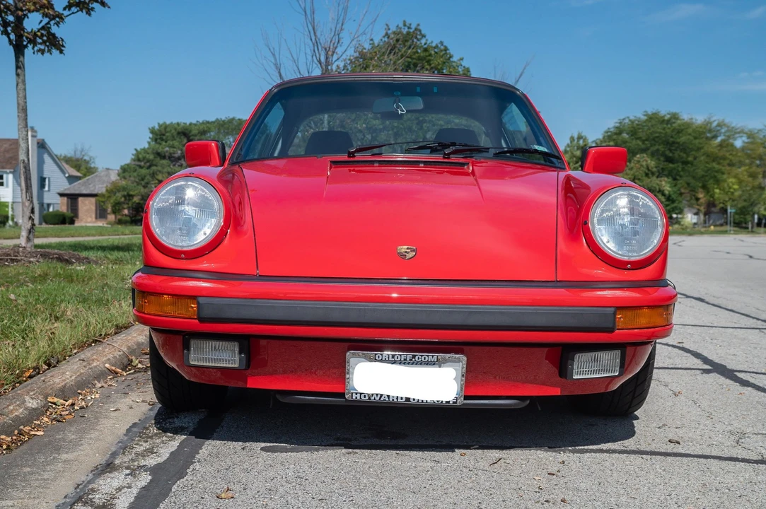 1988 Porsche 911 Carrera 3.2 - Image 2 of 31