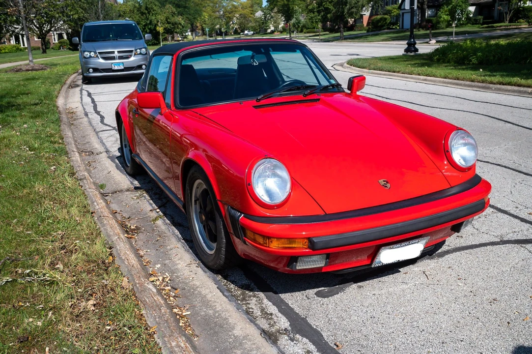 1988 Porsche 911 Carrera 3.2 - Image 13 of 31