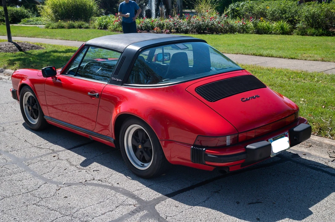 1988 Porsche 911 Carrera 3.2 - Image 17 of 31