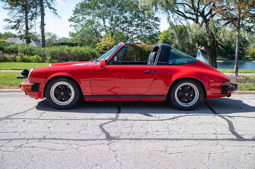 1988 Porsche 911 Carrera 3.2 - Image 5 of 31