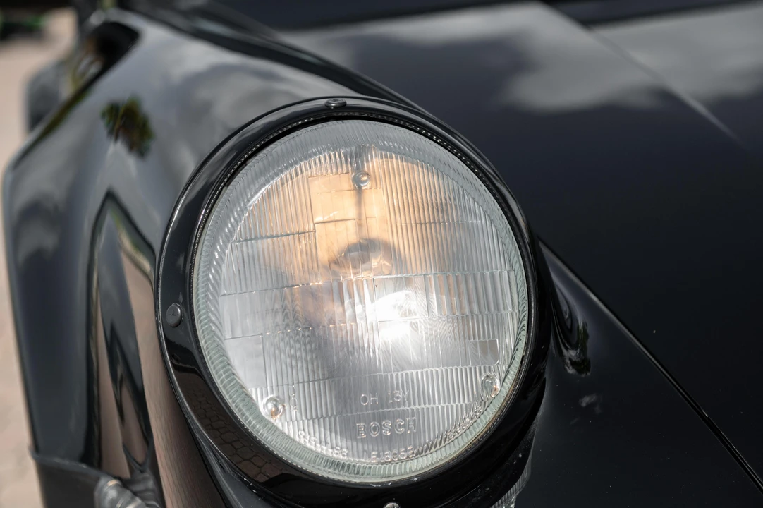 1988 Porsche 930 Turbo - Image 14 of 31