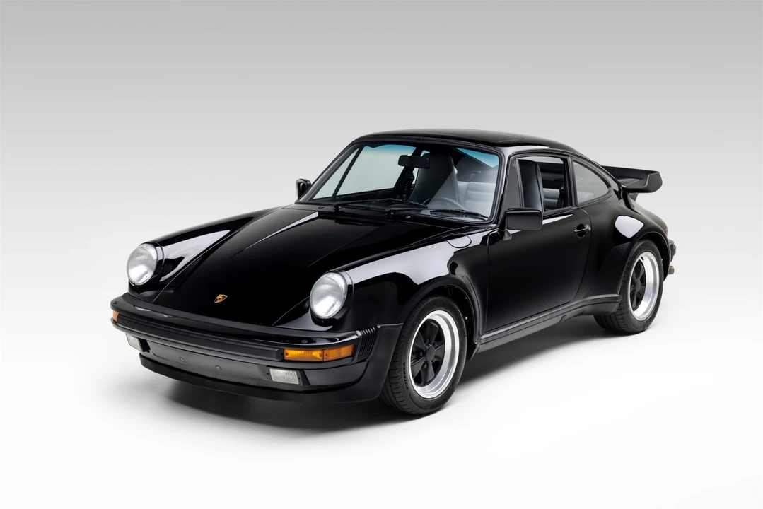 1988 Porsche - Image 2 of 31
