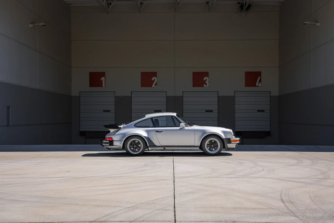 1988 Porsche 930 Turbo - Image 11 of 31