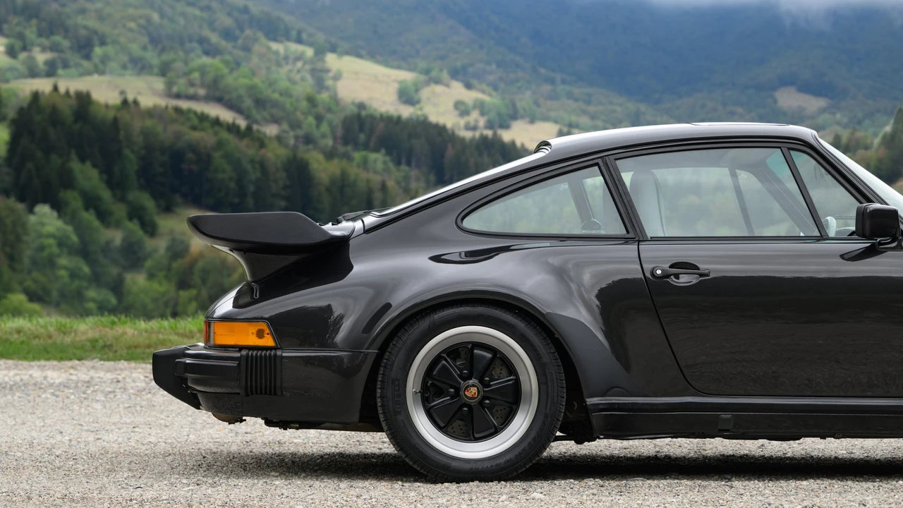 1988 Porsche 930 Turbo - Image 17 of 31