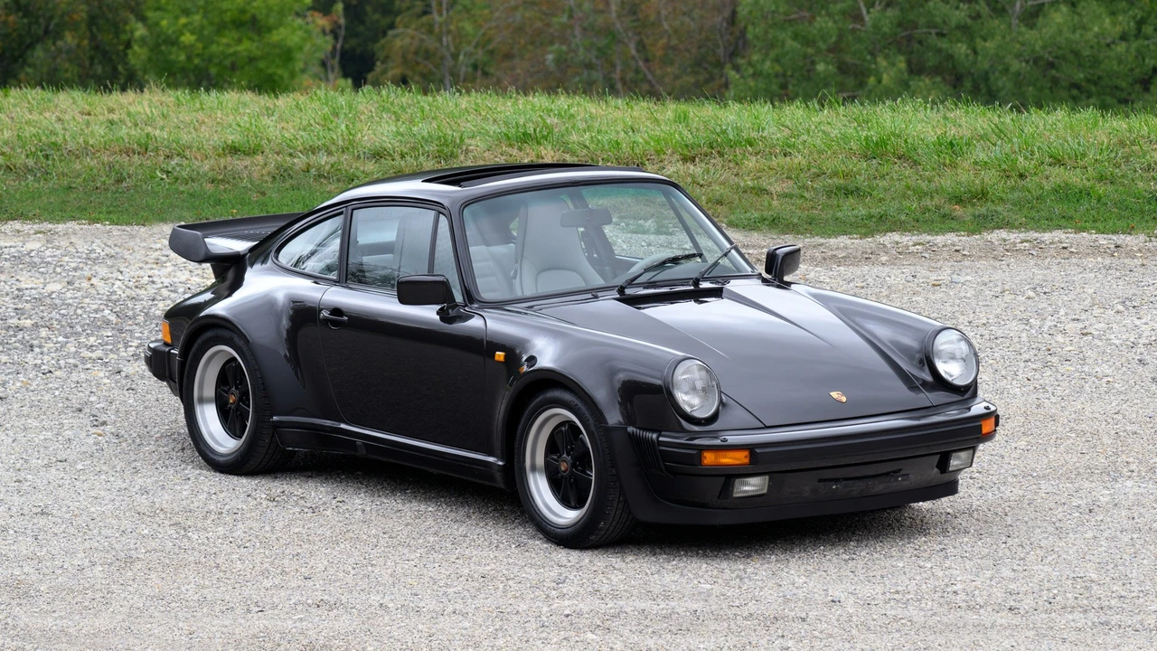 1988 Porsche 930 Turbo - Image 14 of 31