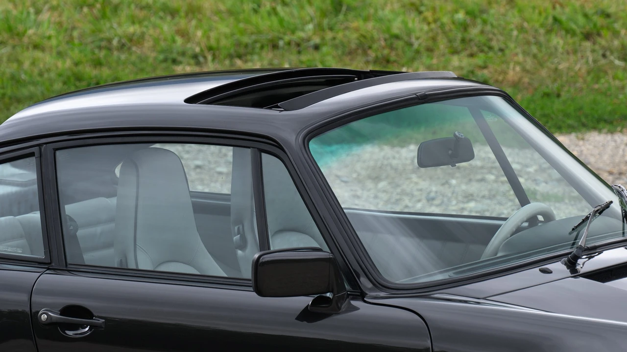 1988 Porsche 930 Turbo - Image 12 of 31
