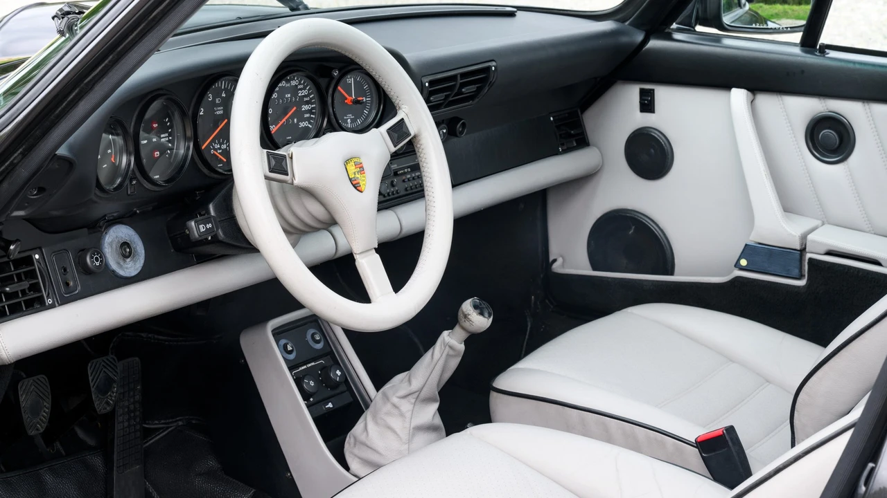1988 Porsche 930 Turbo - Image 25 of 31