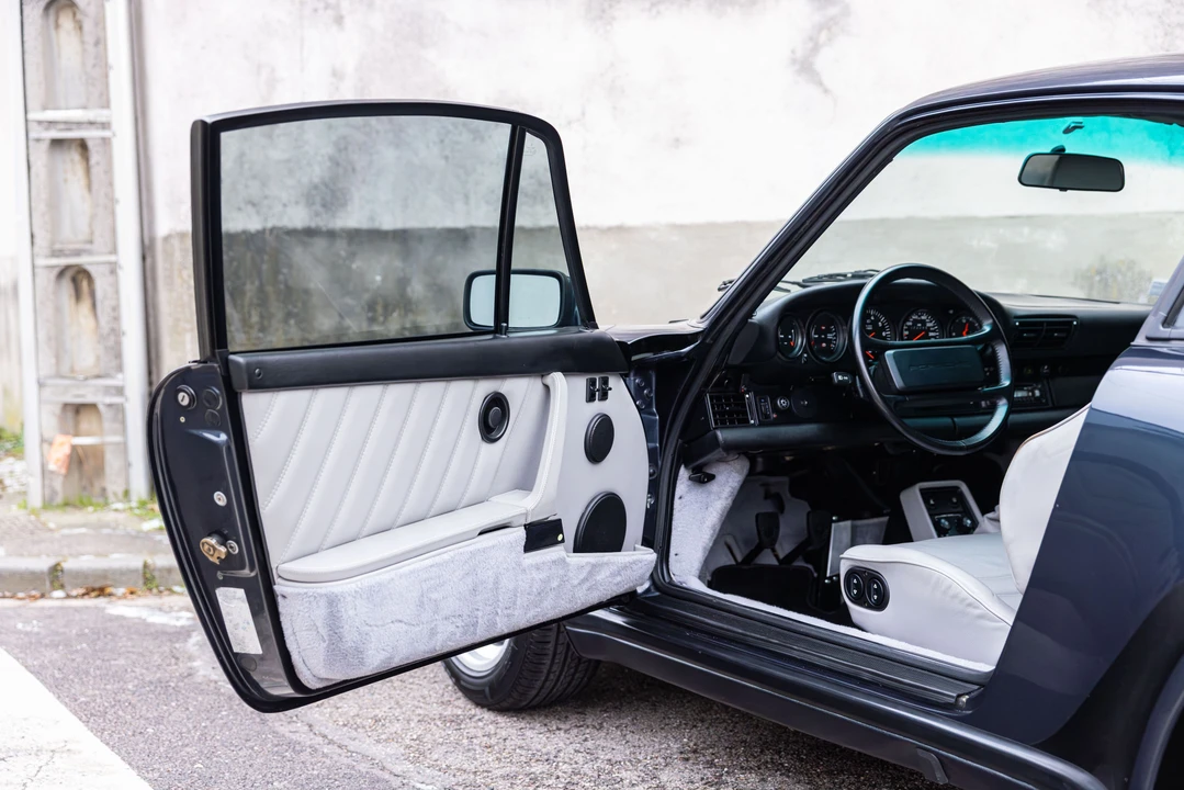 1988 Porsche 930 Turbo - Image 12 of 31