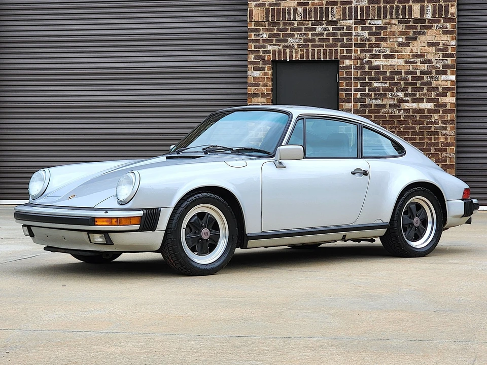 1988 Porsche 911 Carrera 3.2 - Image 5 of 21
