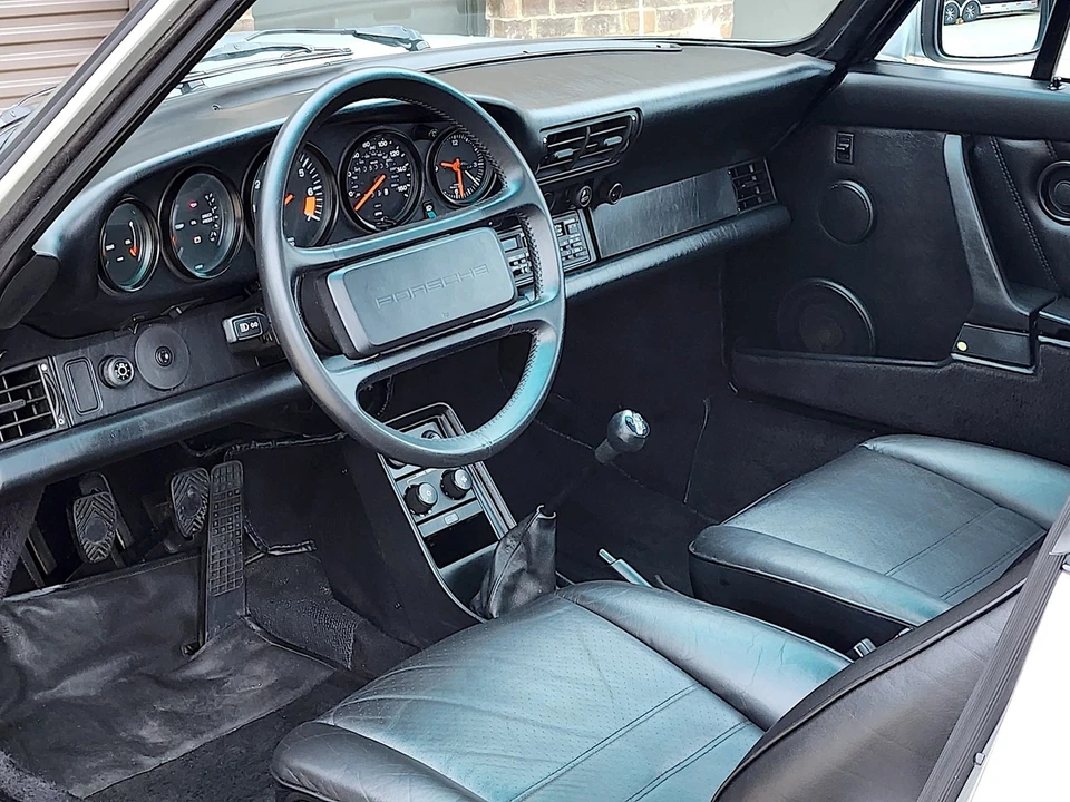 1988 Porsche 911 Carrera 3.2 - Image 5 of 21