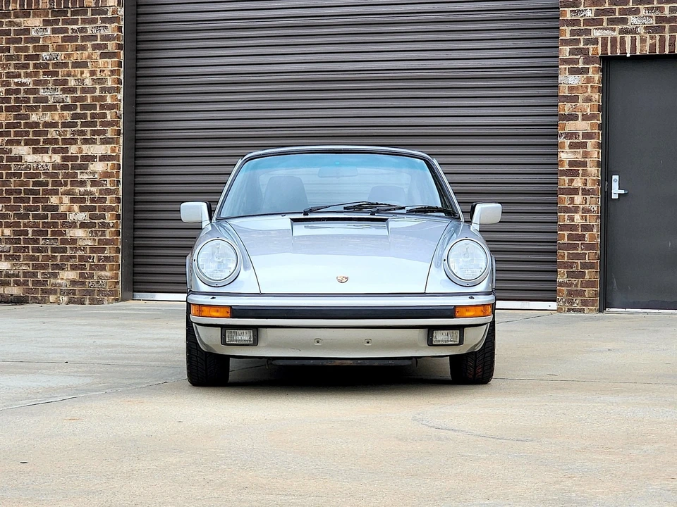 1988 Porsche 911 Carrera 3.2 - Image 3 of 21