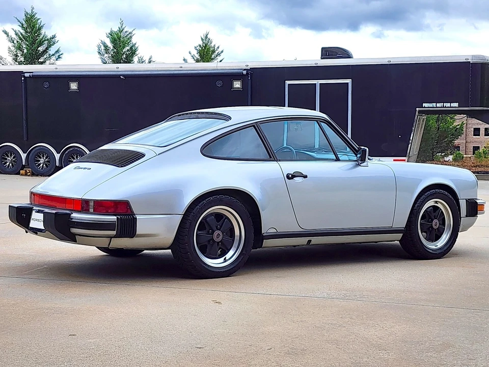 1988 Porsche 911 Carrera 3.2 - Image 16 of 21