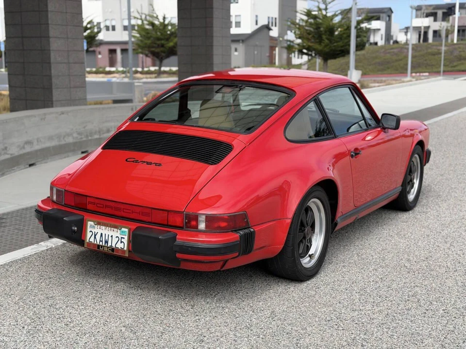 1988 Porsche 911 Carrera 3.2 - Image 9 of 31