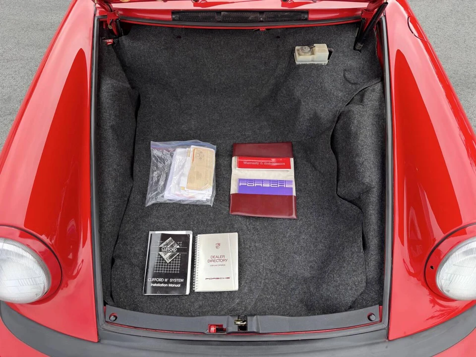 1988 Porsche 911 Carrera 3.2 - Image 16 of 31