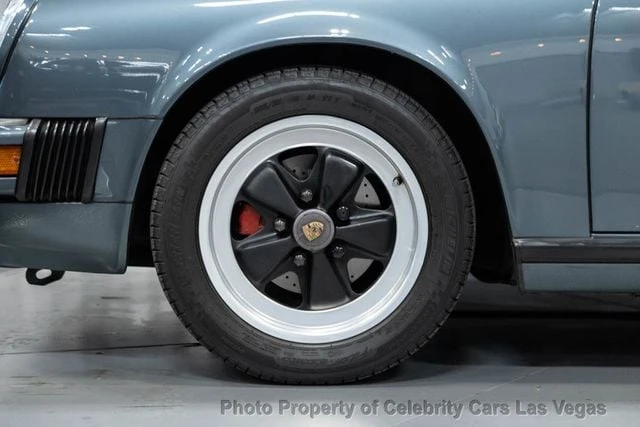 1988 Porsche 911 Carrera 3.2 - Image 4 of 31