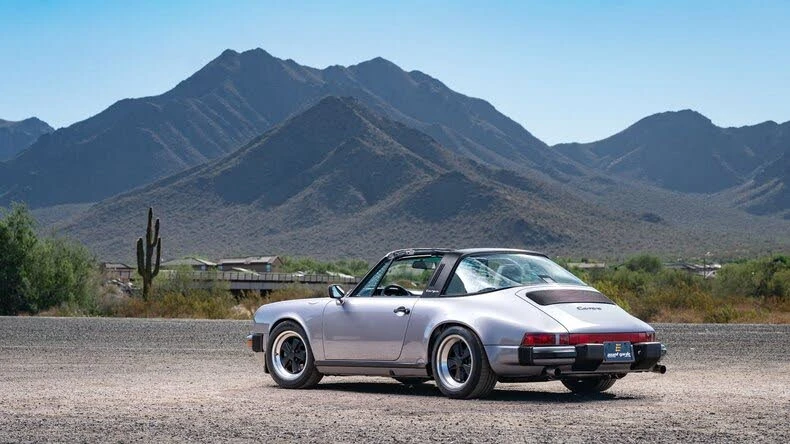 1988 Porsche 911 Carrera 3.2 - Image 7 of 18
