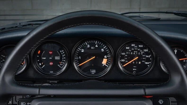 1988 Porsche 911 Carrera 3.2 - Image 11 of 18