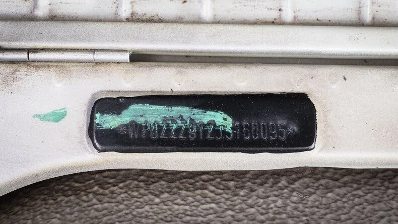 1988 Porsche 911 Carrera 3.2 - Image 16 of 18