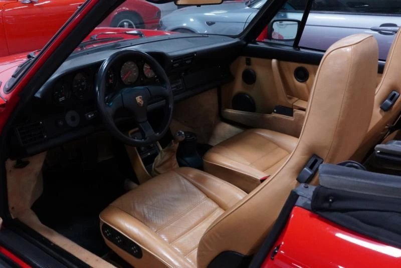 1988 Porsche 911 Carrera 3.2 - Image 17 of 31