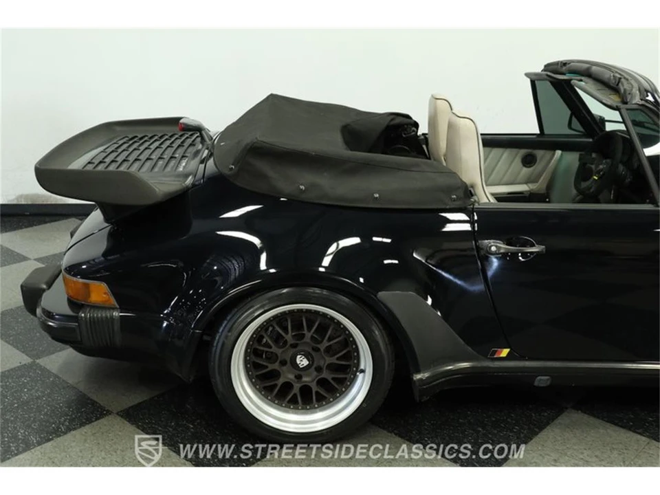 1988 Porsche 911 Carrera 3.2 - Image 27 of 31