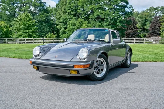 1988 Porsche 911 Carrera Targa