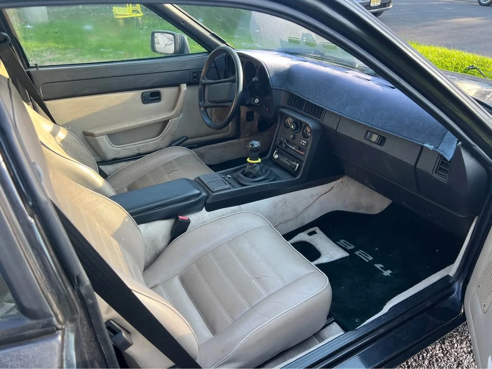 1988 Porsche 924 S - Image 12 of 18
