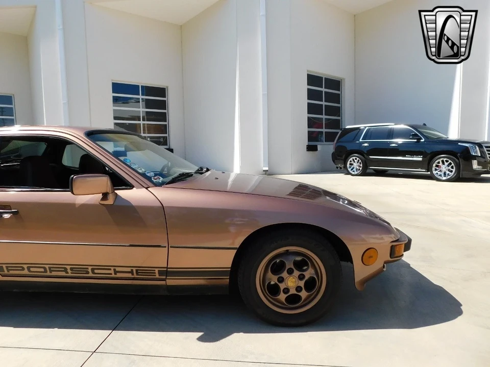 1988 Porsche 924 S - Image 15 of 21
