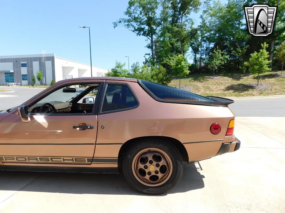 1988 Porsche 924 S - Image 9 of 21