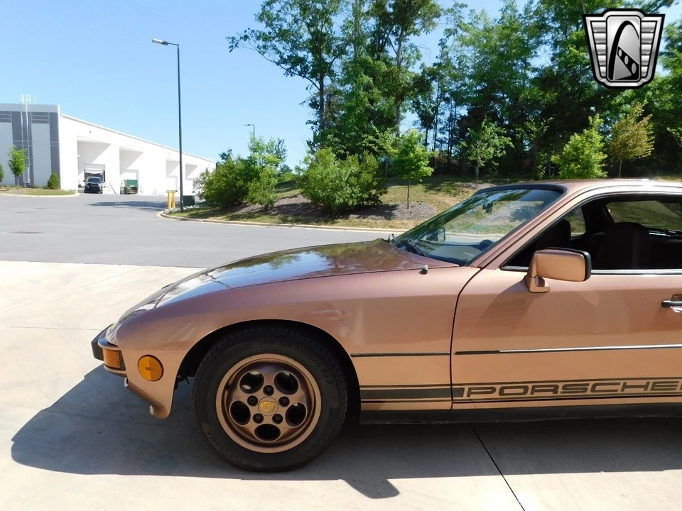 1988 Porsche 924 S - Image 7 of 21