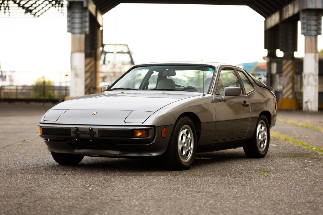 1988 Porsche 924 S - Image 7 of 31
