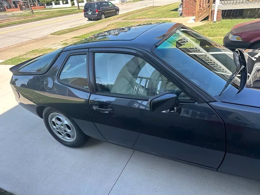 1988 Porsche 924 S - Image 6 of 13