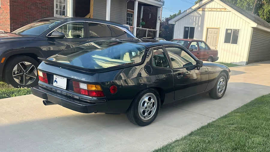 1988 Porsche 924 S - Image 2 of 13