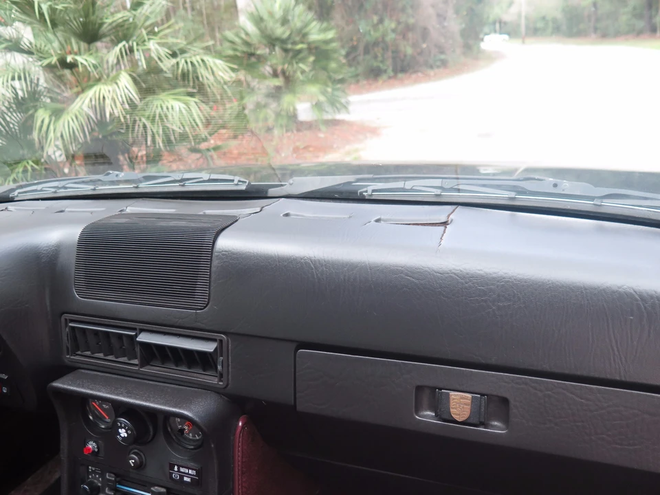 1988 Porsche 924 S - Image 22 of 31