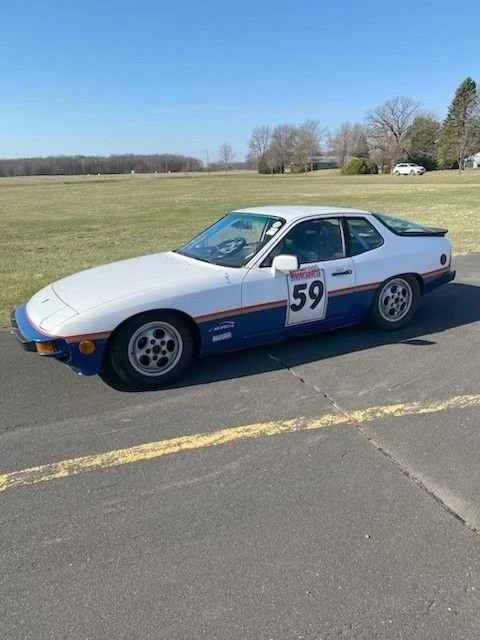 1987 Porsche 924 S - Image 2 of 11