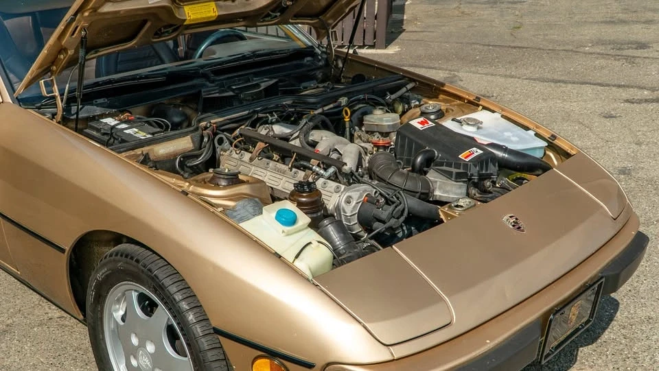 1988 Porsche 924 S - Image 10 of 19