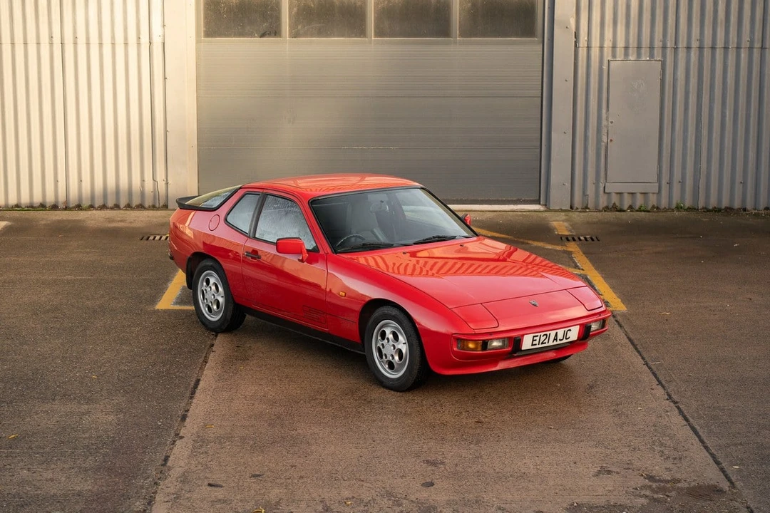 1988 Porsche 924 S - Image 3 of 30