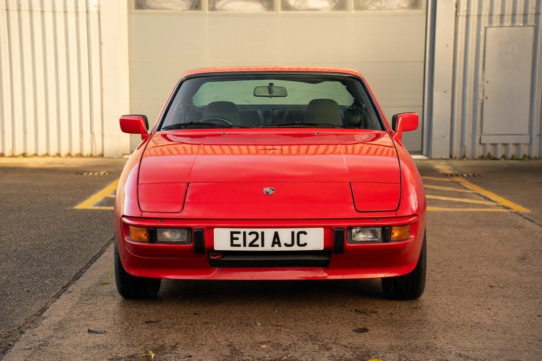 1988 Porsche 924 S - Image 5 of 30