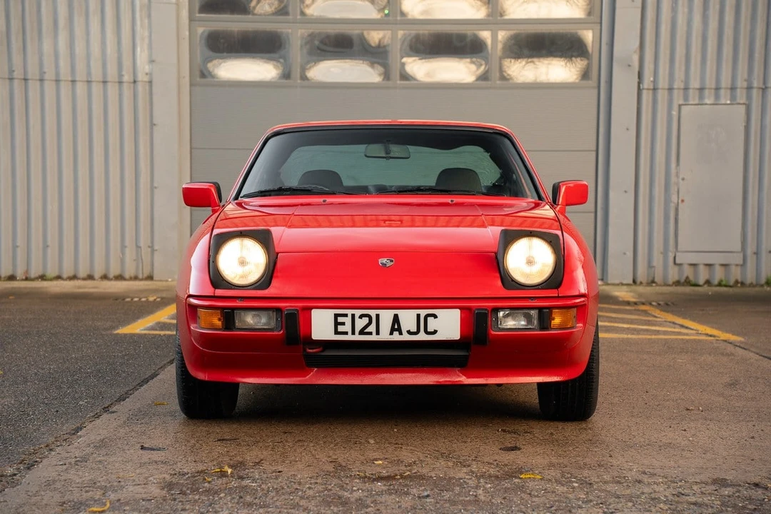 1988 Porsche 924 S - Image 7 of 30